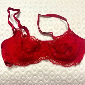 VS DREAM ANGELS RED LACE BRA